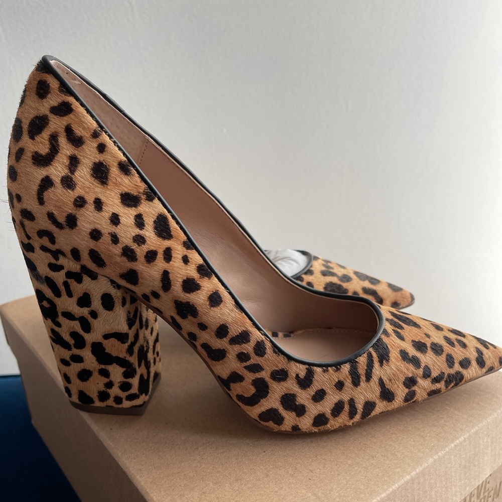 STEVE MADDEN ZYLER LEOPARD PUMPS